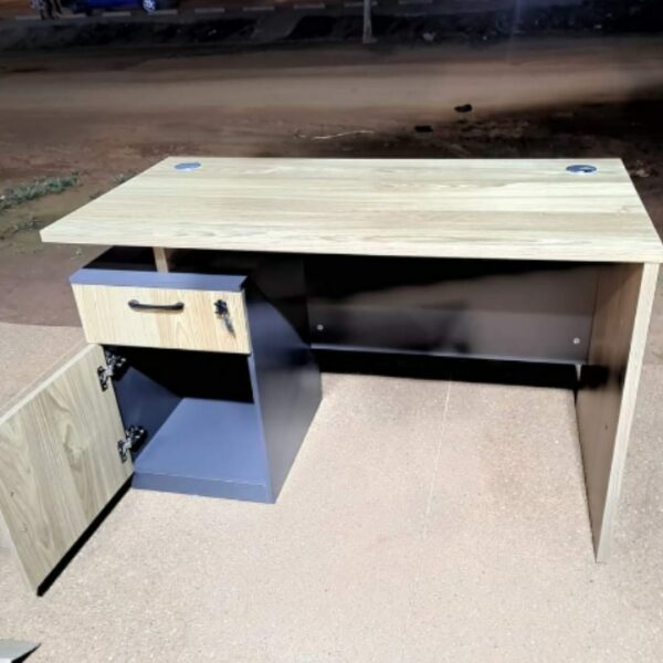 Table bureau 1 – Image 3